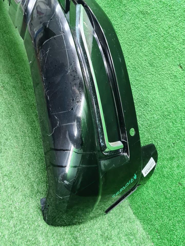 Юбка переднего бампера Land Cruiser 200 (15-21)