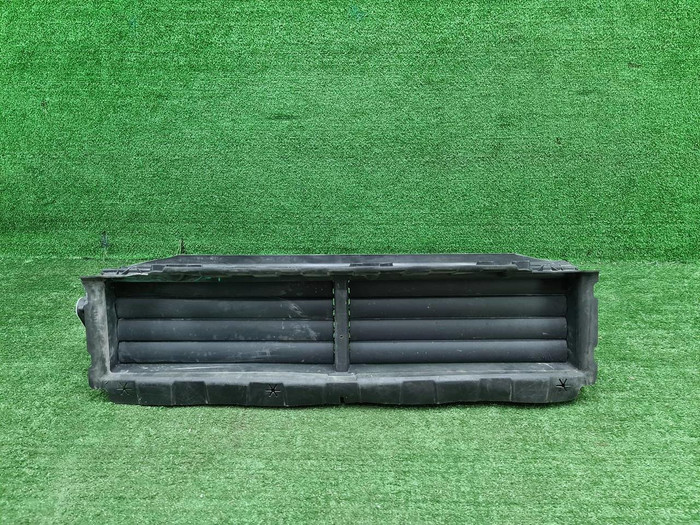 Воздуховод радиатора Lixiang L7 (2022-н.в.)