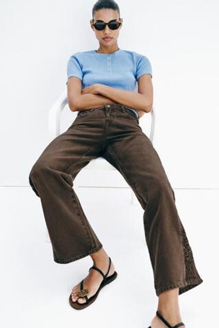 ZARA ДЖИНСЫ Z1975 LOOSE СО СРЕДНЕЙ ПОСАДКОЙ И ВСТАВКАМИ КРЮЧКОМ, КОРИЧНЕВЫЙ