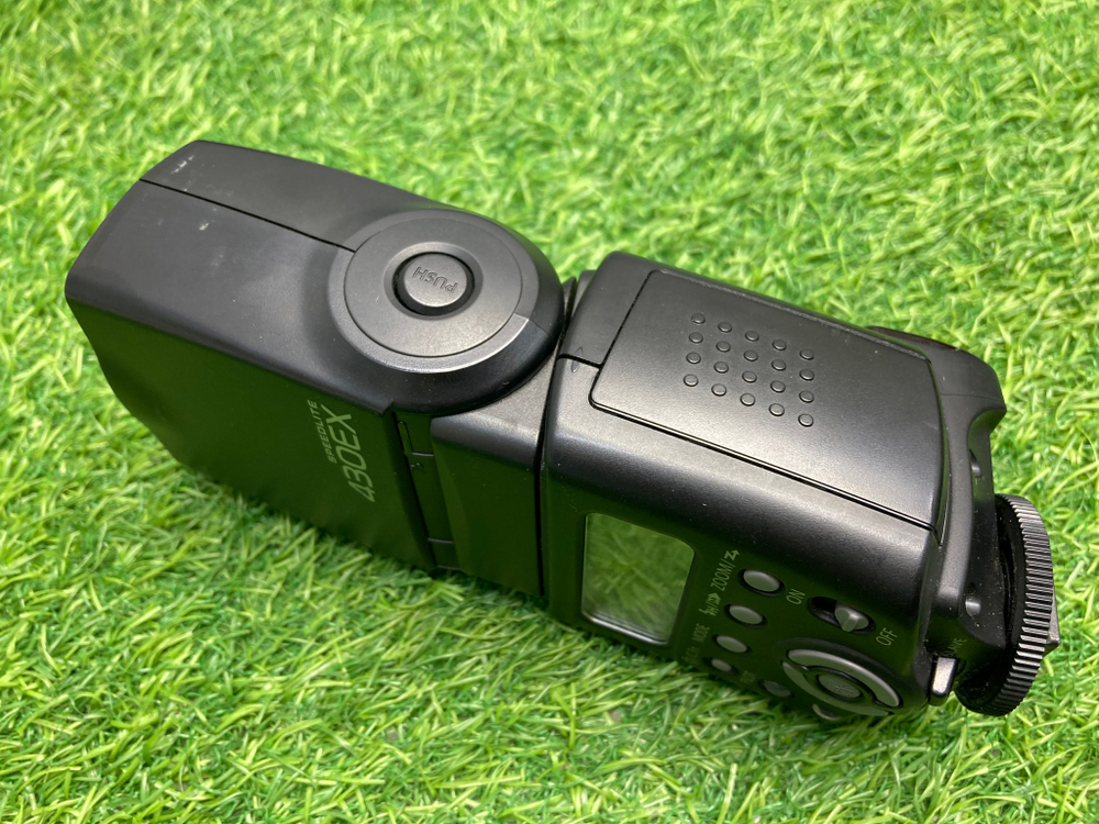 Canon Speedlite 430EX
