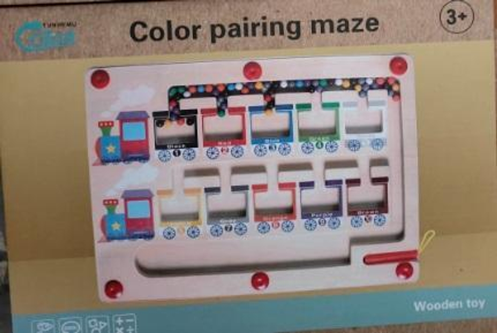 Развивающая игрушка деревянная Лабиринт магнитный с шариками паровозик, коробка C-41754