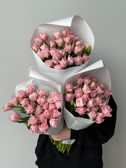 Охапка тюльпаны пионовидные - нежно-розовый цвет 25 шт