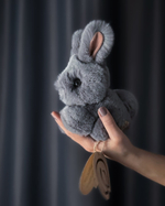 Кролик Тоша маленький (светлый графит)