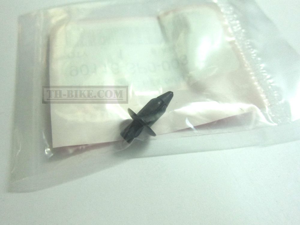 90116-SP0-003. CLIP, BUMPER SEAL. Clip plastic 6mm