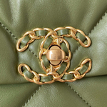 Chanel 19 Large 30 cm