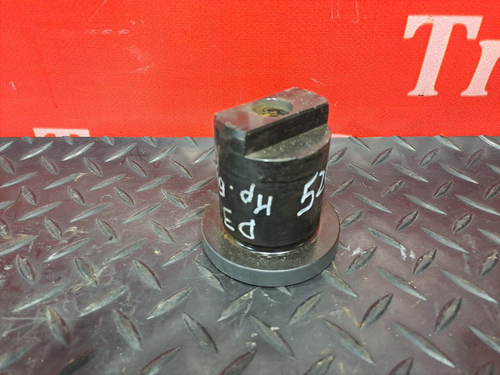 Втулка кронштейна буксировочного