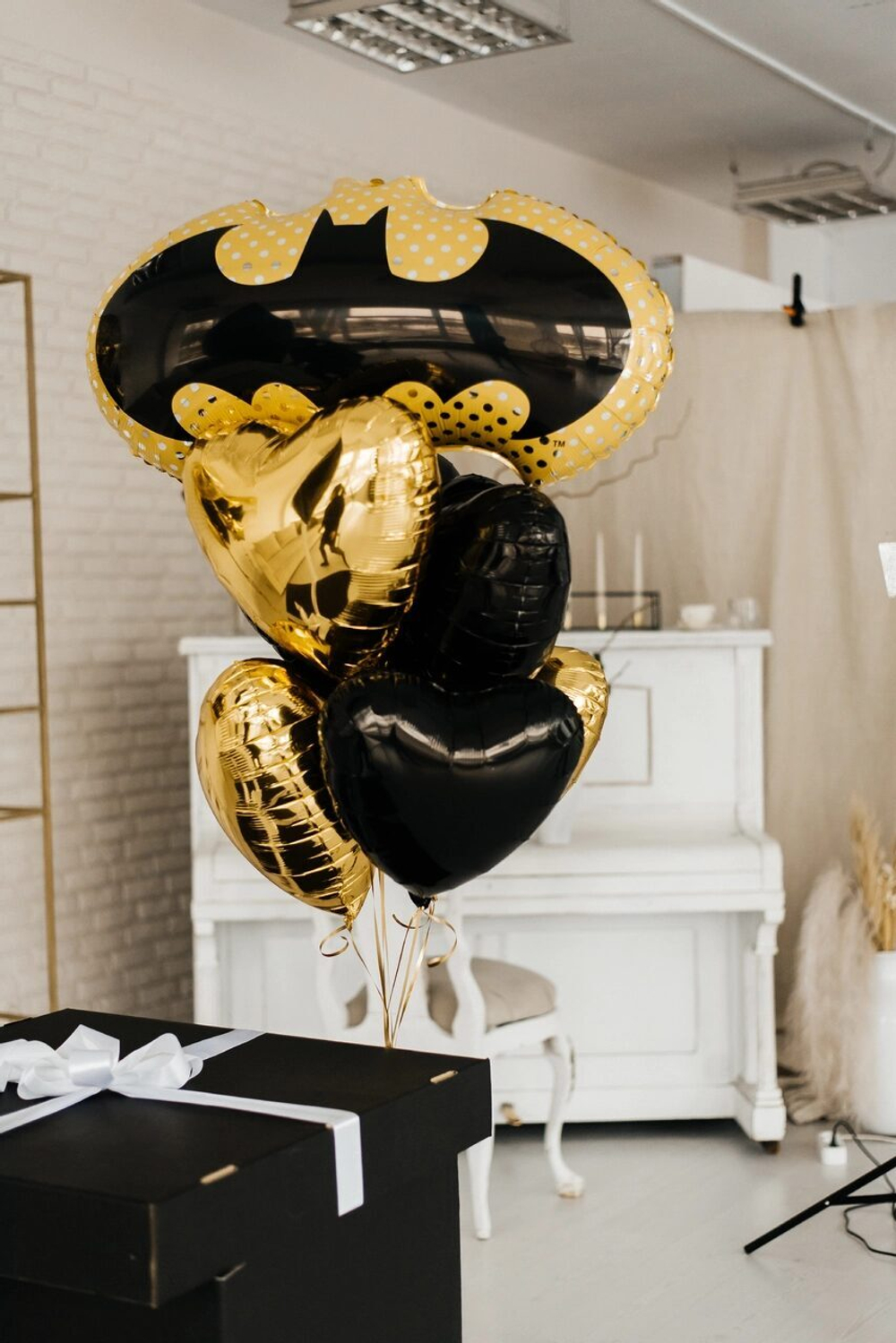 Композиция из шаров "Мой Герой". Для Папы