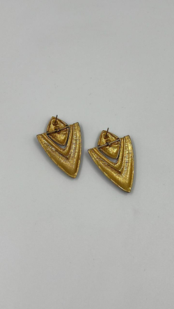 Крупные серьги с чёрной эмалью