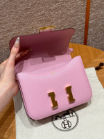 Hermes Constance 18