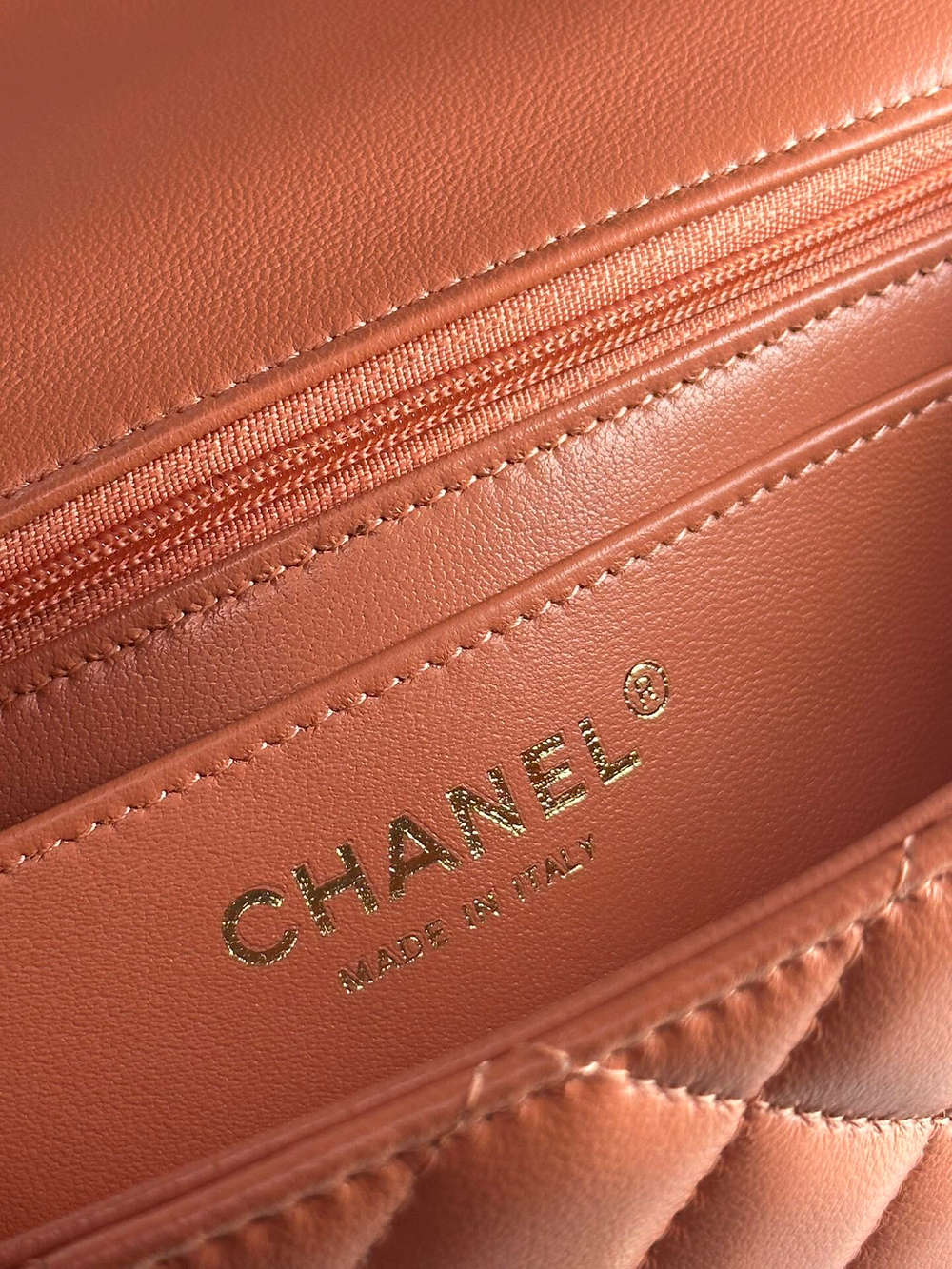 Chanel Mini Flap Bag with Top Handle 20 cm