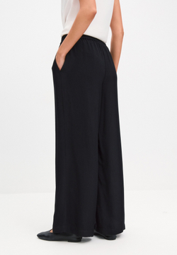 Брюки черные