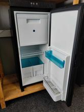 Холодильник встраиваемый компрессорный Sanjo RCN90L (12/24В)