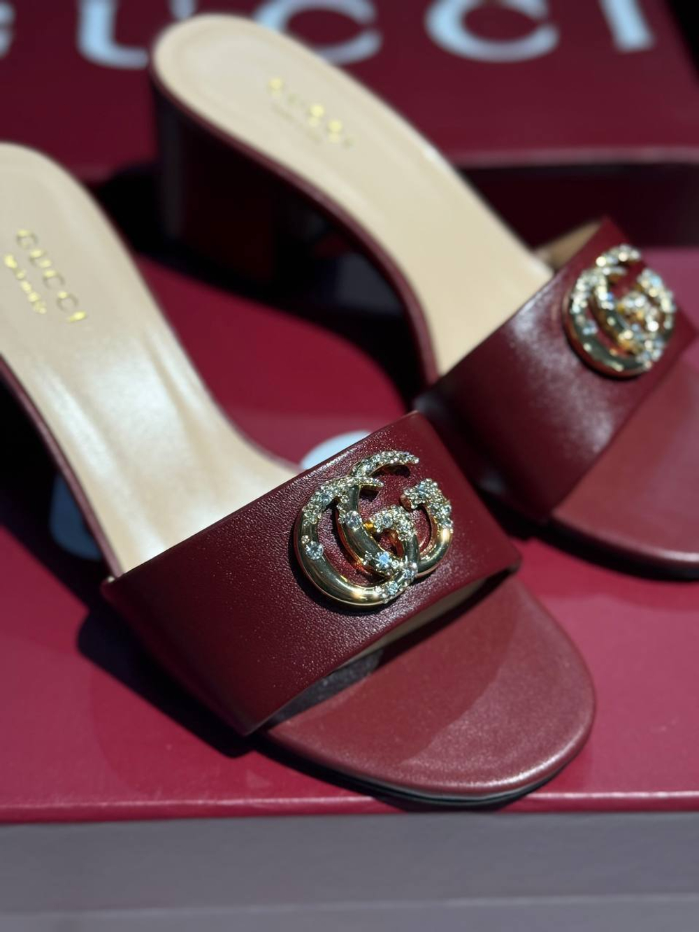 Босоножки Gucci