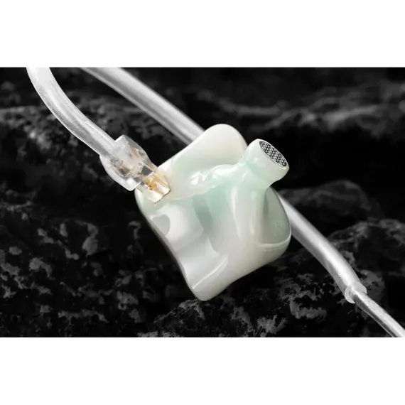 Celest Wyvern Pro White Green