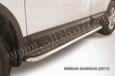 Пороги из нержавейки Nissan Qashqai (2010-2013) d57 с алюминиевым листом (черный цвет)