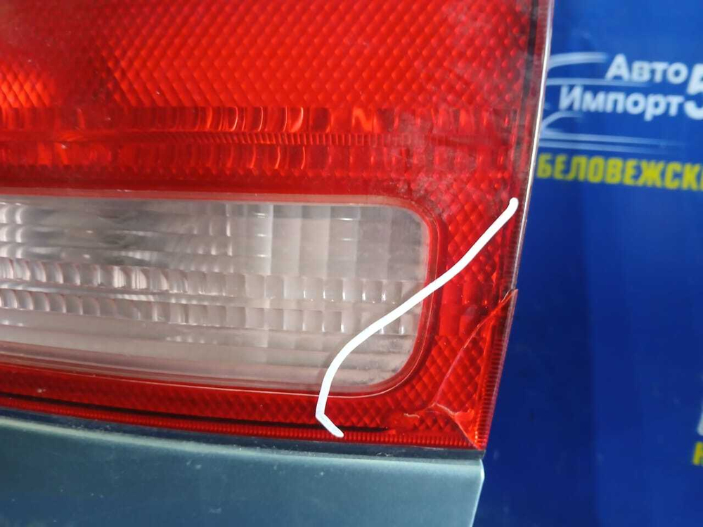 Дверь пятая NISSAN LIBERTY 2002