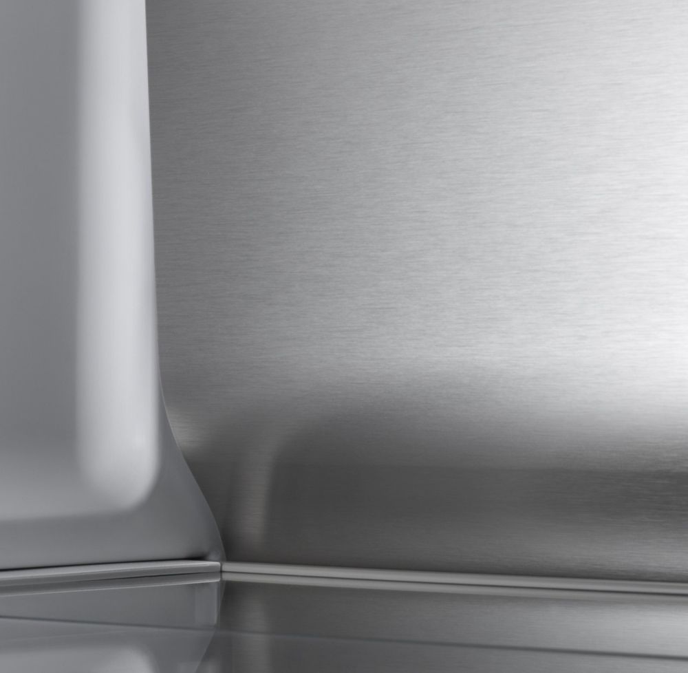 Комбинированные холодильные и морозильные шкафы CombiCooler V4000 178NI CCO4T-51108