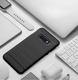 Чехол для Samsung Galaxy S10e цвет Gray (серый), серия Carbon от Caseport