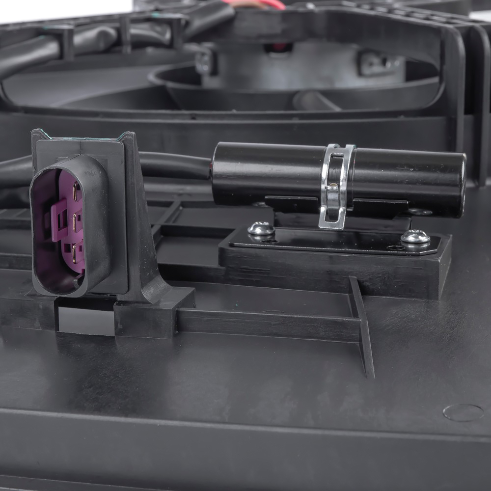 Вентилятор радиатора в сборе Great Wall Hover 05-/H3 10-/H5 10- 2.0i/2.4i GANZ GIC06567