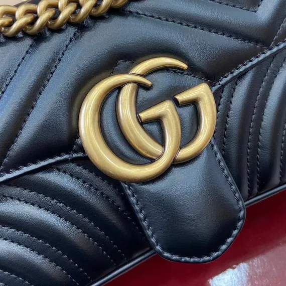 Сумка через плечо Gucci GG Marmont с матовой отделкой черный