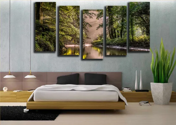 Модульная картина "Река в зеленом лесу"