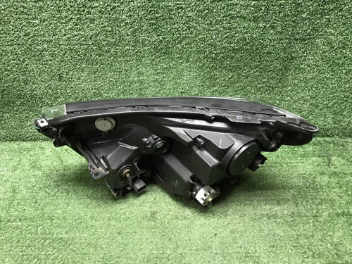 Фара правая Toyota RAV4 4 CA40 (2015-2019) LED