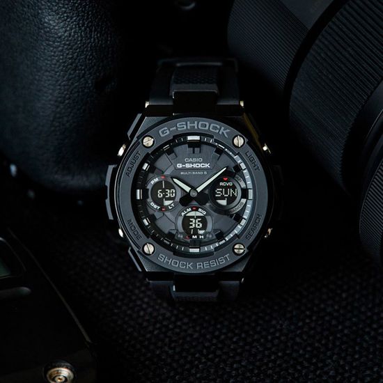 Наручные часы Casio G-Shock GST-W100G-1B