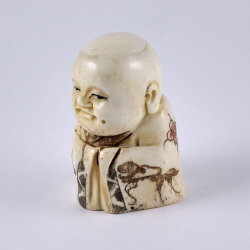 Нэцкэ Ребенок Карако в кимоно