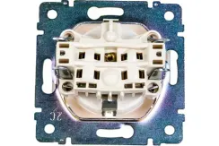 Розетка Legrand Valena с заземлением белый 00761