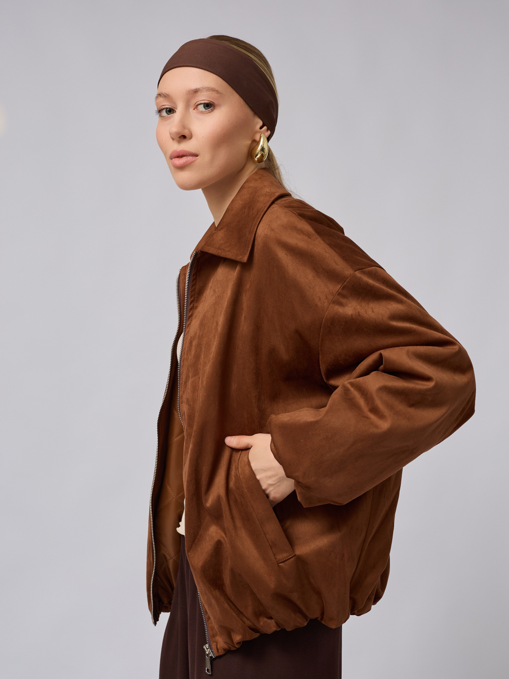 Бомбер утепленный из замши