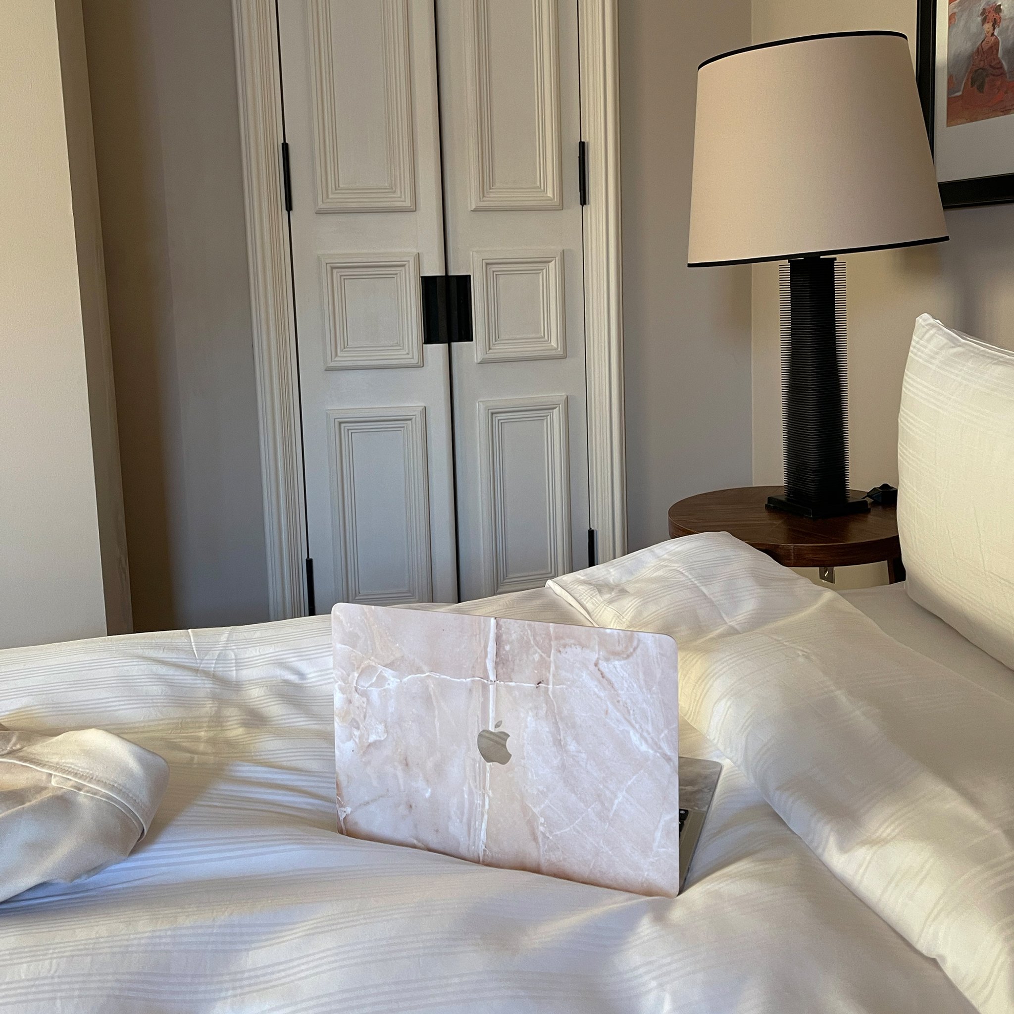 Виниловая наклейка TWINKLE для MacBook