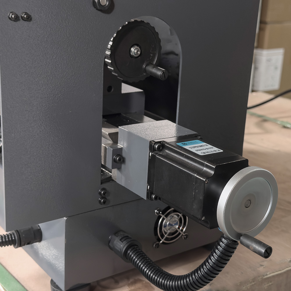 VISPROM SP2138 Токарный станок с ЧПУ с горизонтальной станиной