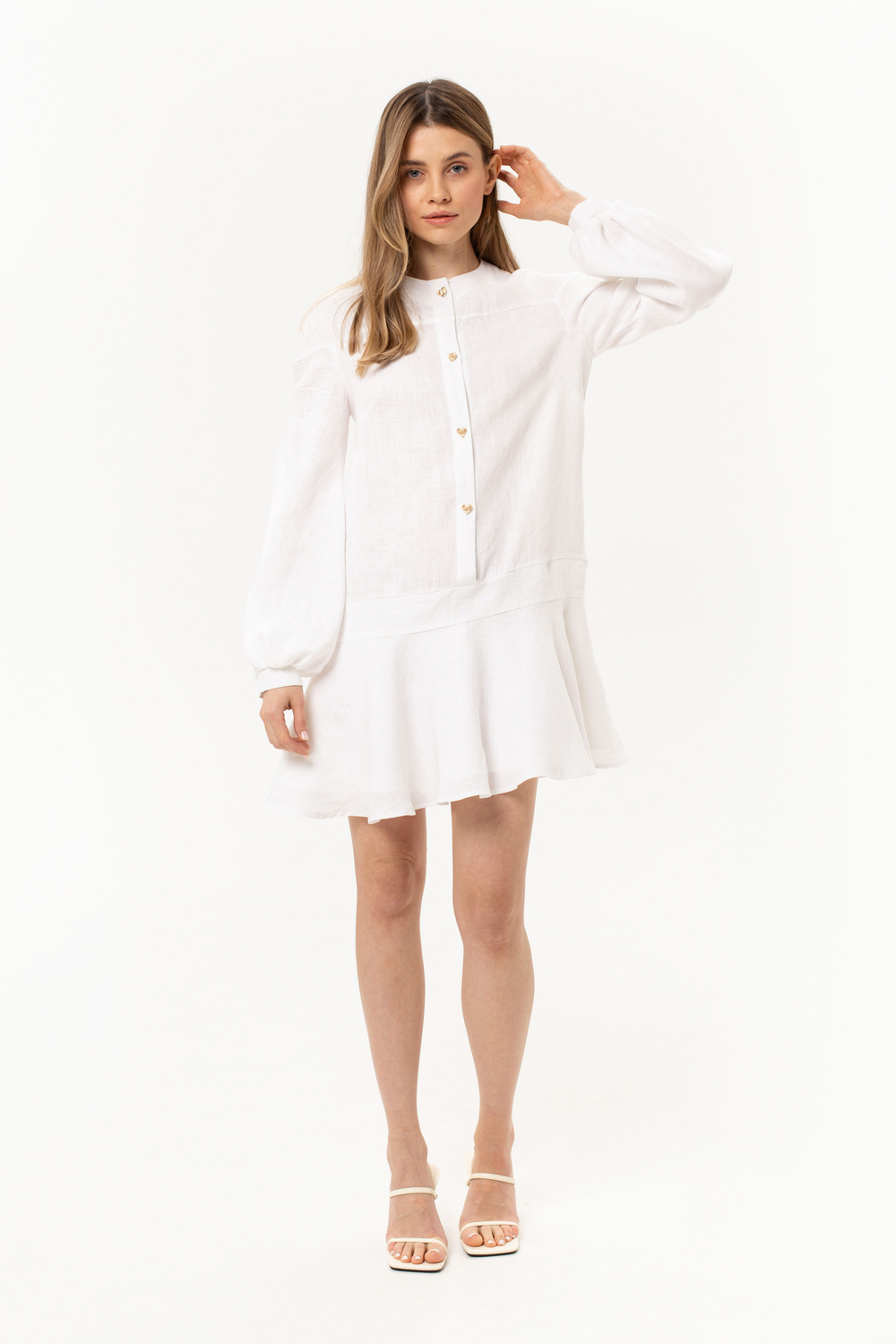 Linen dress with collar