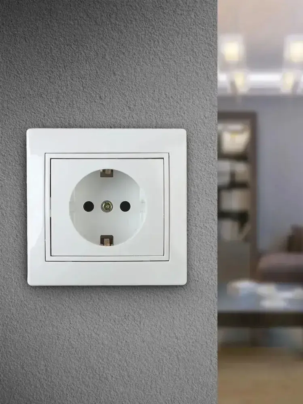 Розетка Intro Plano 1-202-01 с заземлением 2P+E Schuko 16А-250В IP20 скрытой установки белая