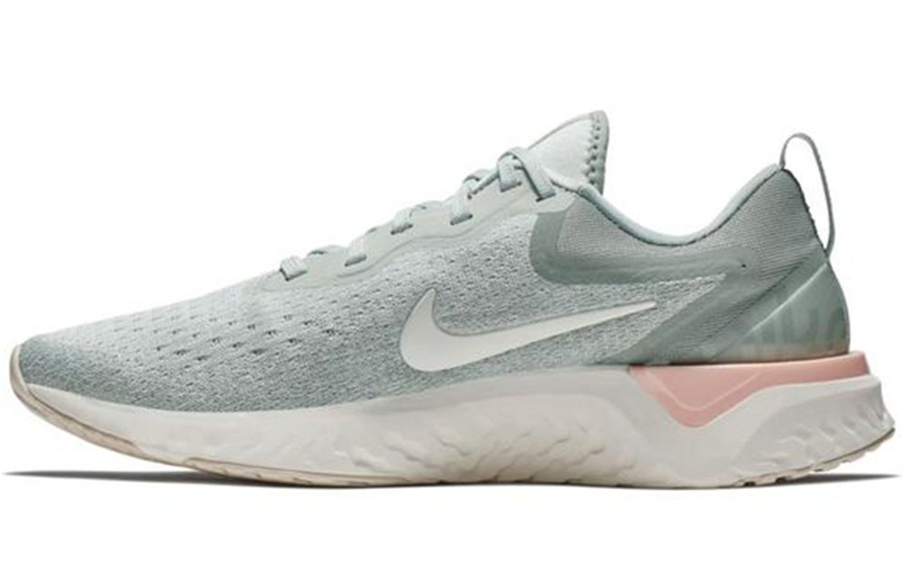 Nike Odyssey React Hyper Sneakers