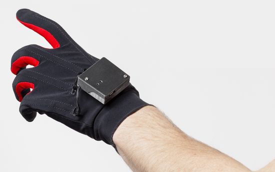 Перчатки виртуальной реальности Manus VR