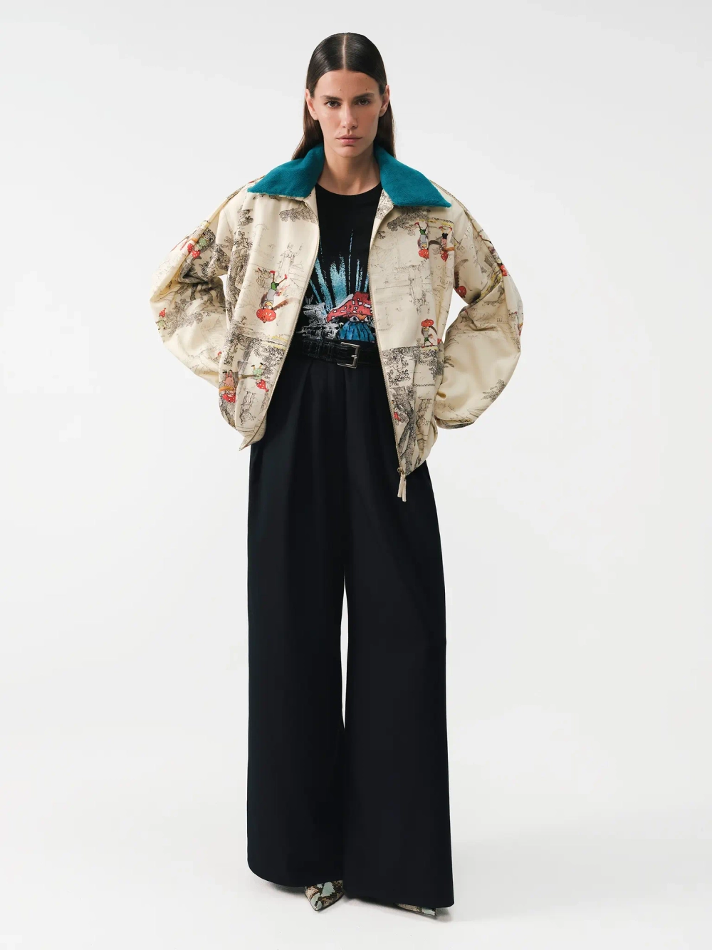 Куртка-бомбер принтованная OLA OLA