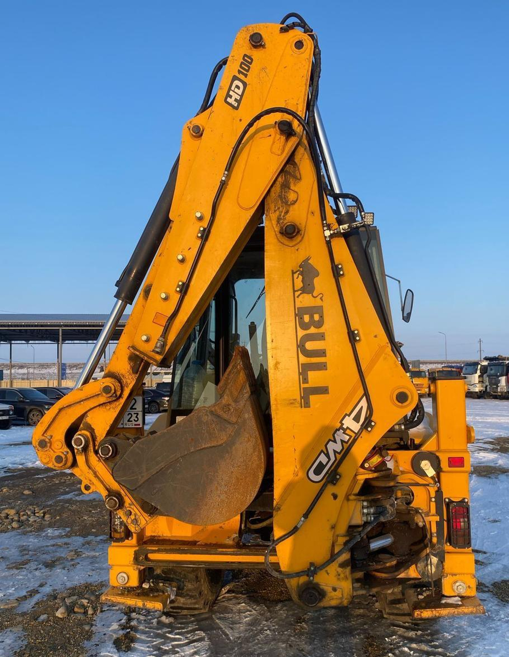 Bull HD-100 Экскаватор-погрузчик HD-100 (Дизельный, 4,4 л, 101 л.с., АТ)