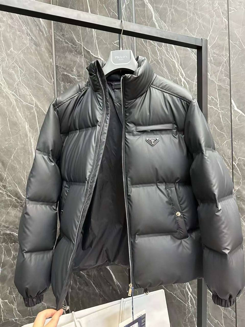 Пуховик Prada