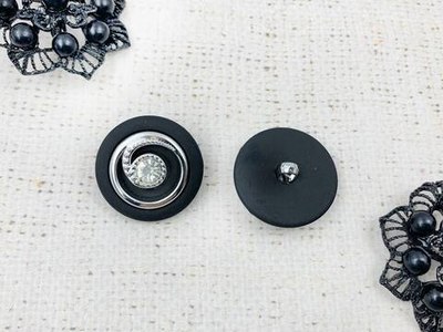 Пуговицы костюмные, матовые, d 2,2 см, чёрный с серебром