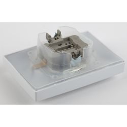 Розетка Intro Plano 1-210-01 с заземлением двойная 2х2P+E Schuko с крышкой шторками, 16А-250В, СУ, IP44, белый | Intro Plano