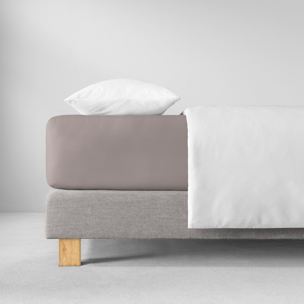 Простыня на резинке 200x200 Estella 800 kiesel серо-коричневая