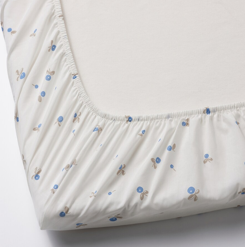 RODHAKE РОДХАКЕ Простыня на резинке 60х120 см, белая/ягоды