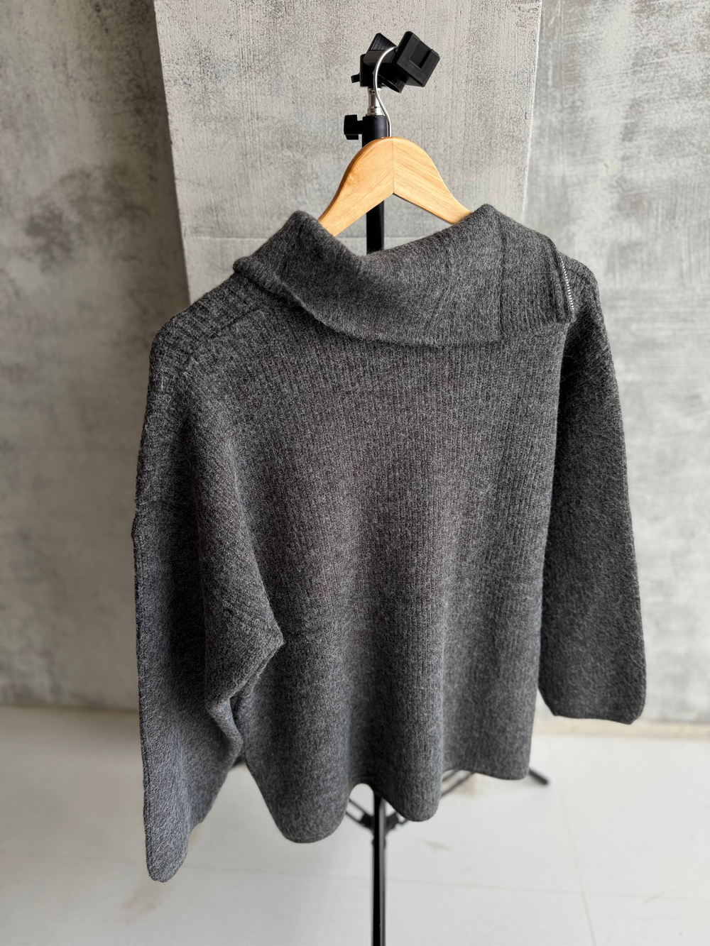 Свитер жен. 935 тм.сер.