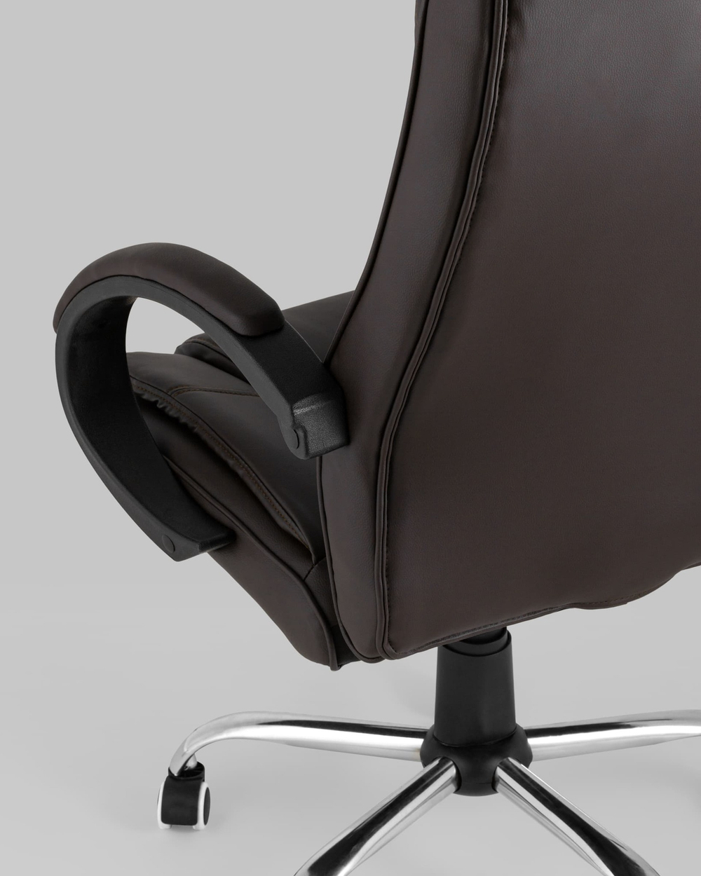 Кресло руководителя TopChairs Atlant коричневое