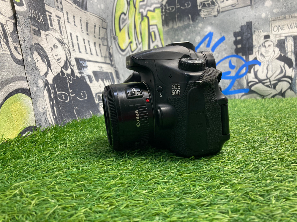 Canon 60D kit 50 1.8 II 52.300 кадров