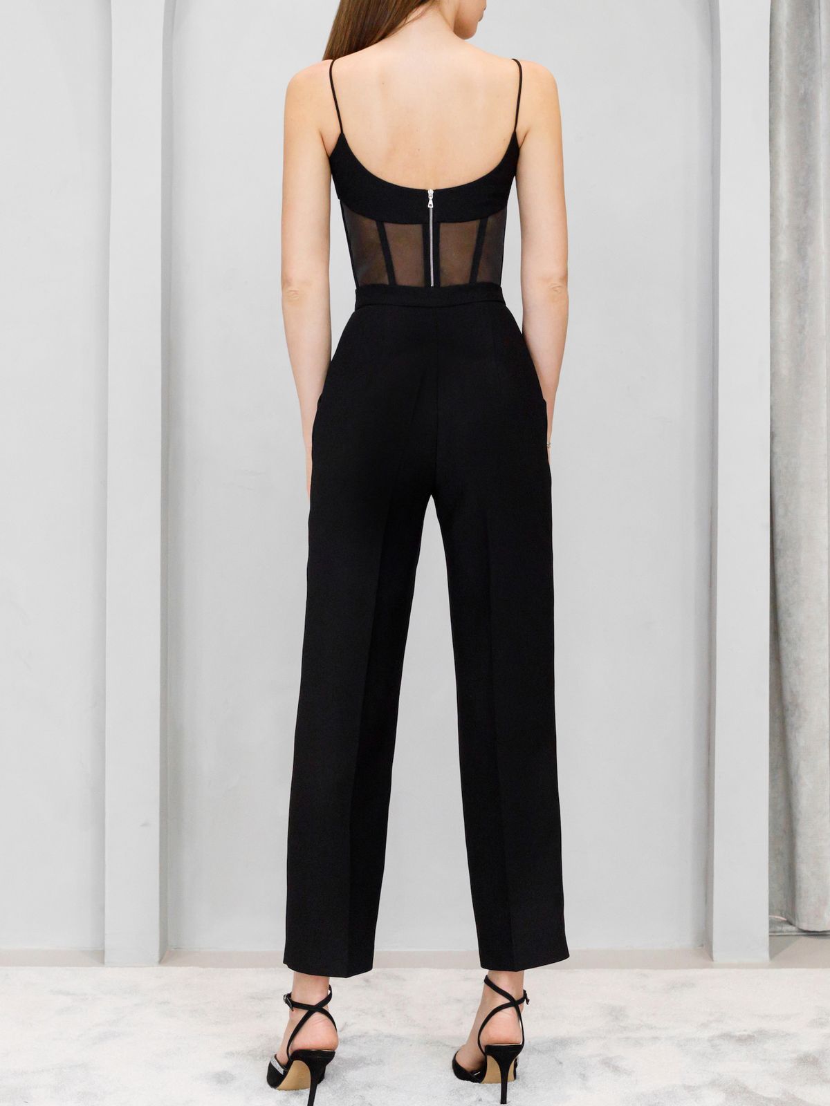 Полупрозрачный топ