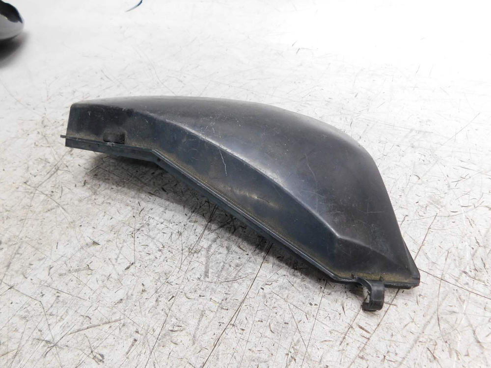 пластик бардачка Suzuki Boulevard 400 VK55 92212-41F00-000