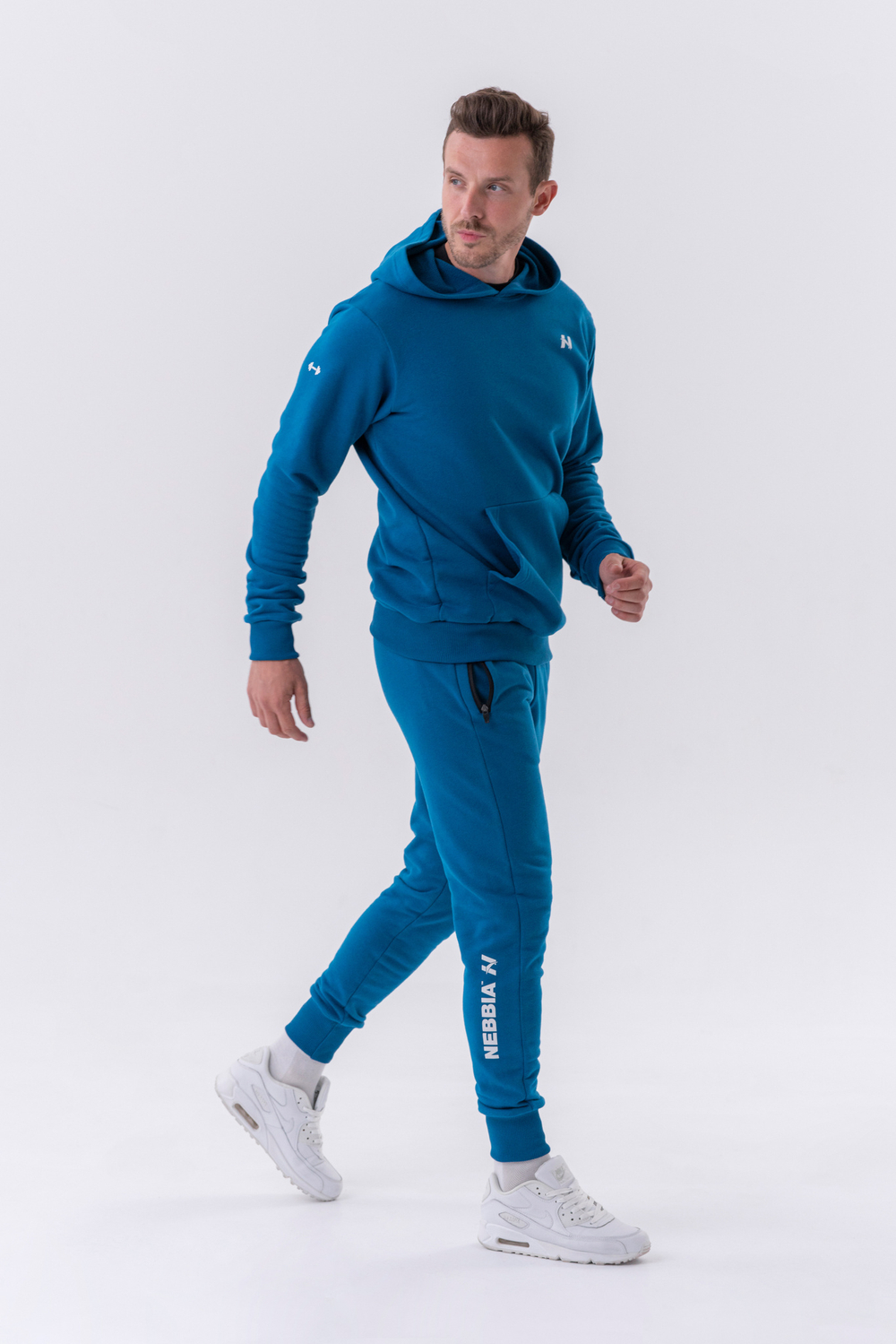 Мужские брюки Nebbia Slim sweatpants with zip pockets “Re-gain” 320 Blue