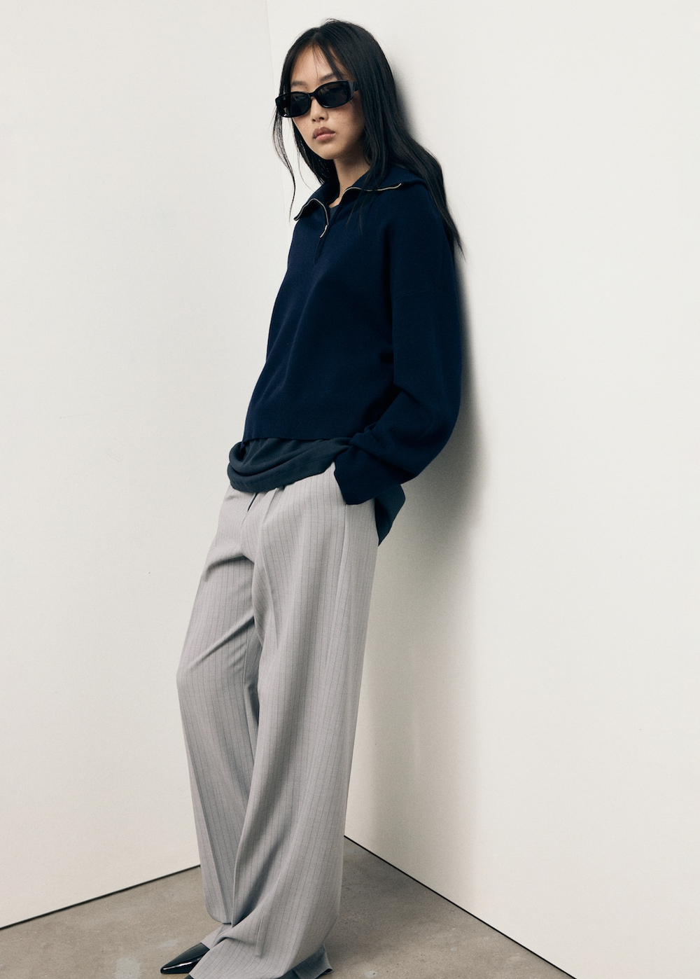 Костюмные брюки в узкую полоску